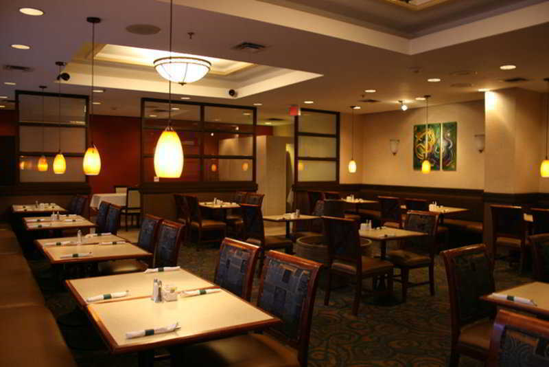 Holiday Inn & Suites Winnipeg Downtown, An Ihg Hotel Restaurant photo